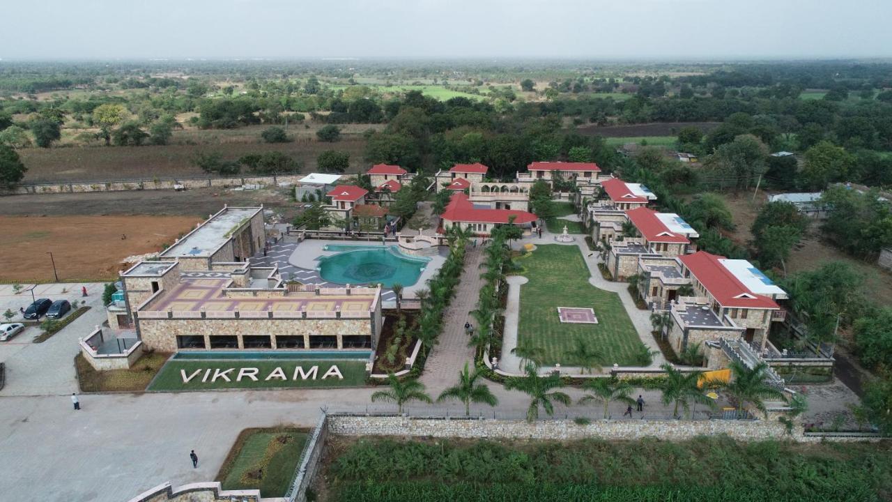 Vikrama Heritage Resort Pavagadh Hālol エクステリア 写真