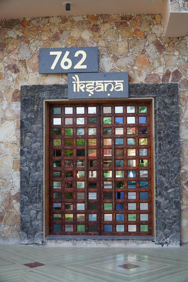 Vikrama Heritage Resort Pavagadh Hālol エクステリア 写真