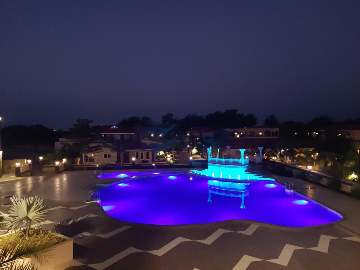 Vikrama Heritage Resort Pavagadh Hālol エクステリア 写真