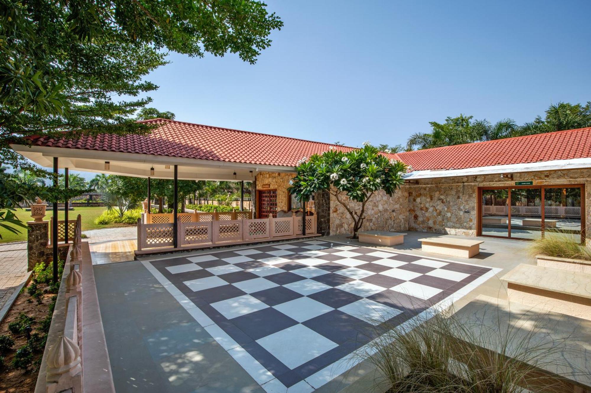 Vikrama Heritage Resort Pavagadh Hālol エクステリア 写真